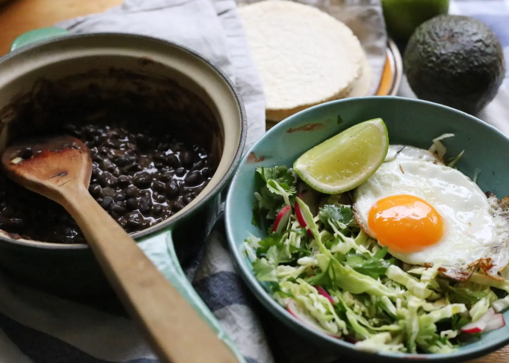 Spicy black beans